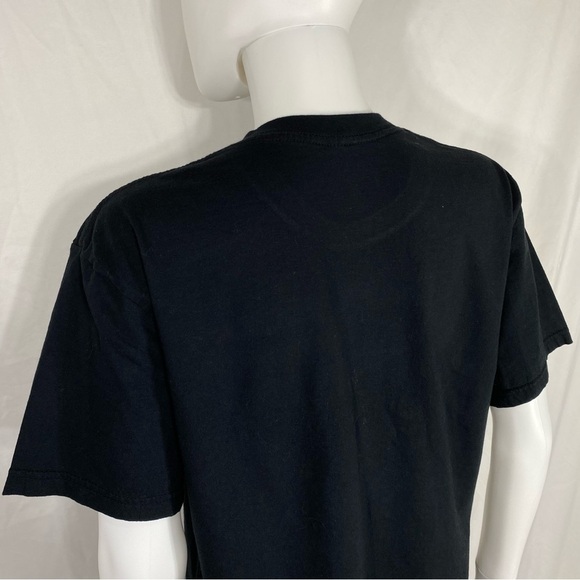 Yellowstone Let ‘er Rip Barn Wood & Animal Print Design Black Tee - Picture 6 of 7